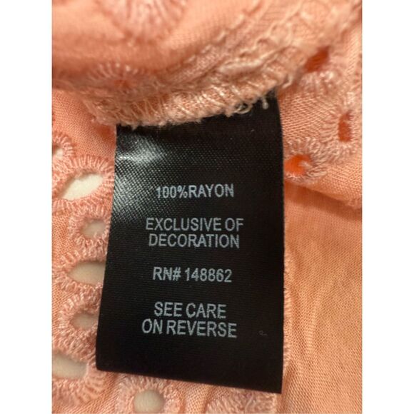 Torrid Peach Challis Eyelet Border Cold Shoulder Casual Top Womans Size 2X - Picture 10 of 11